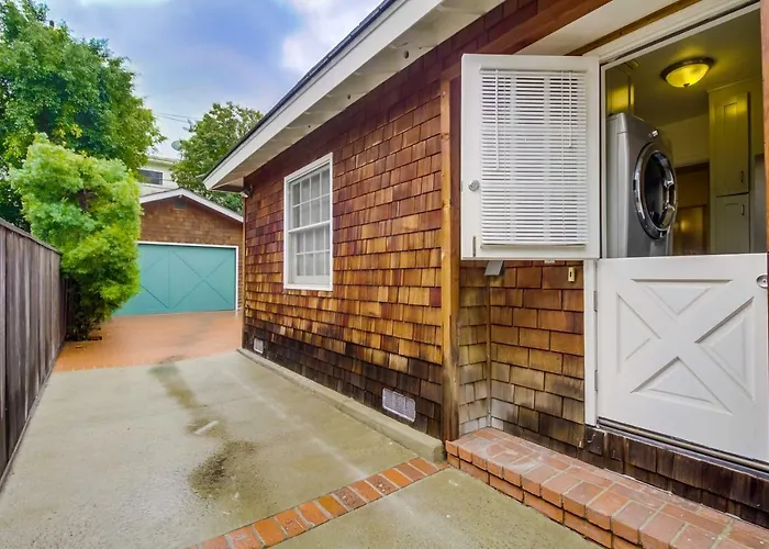 A Touch Of Cape Cod In West Hollywood
